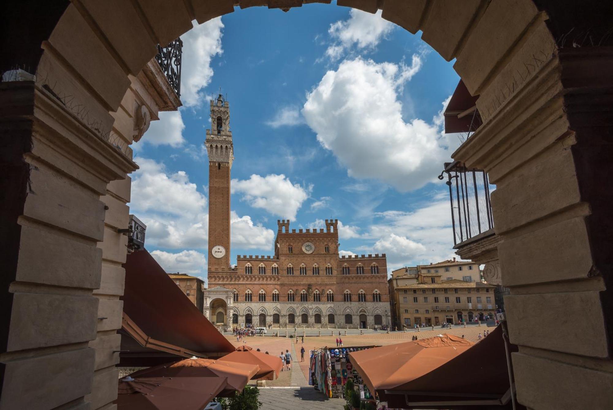 La Campanina-Nel Cuore Di Siena E Della Contrada Exteriör bild