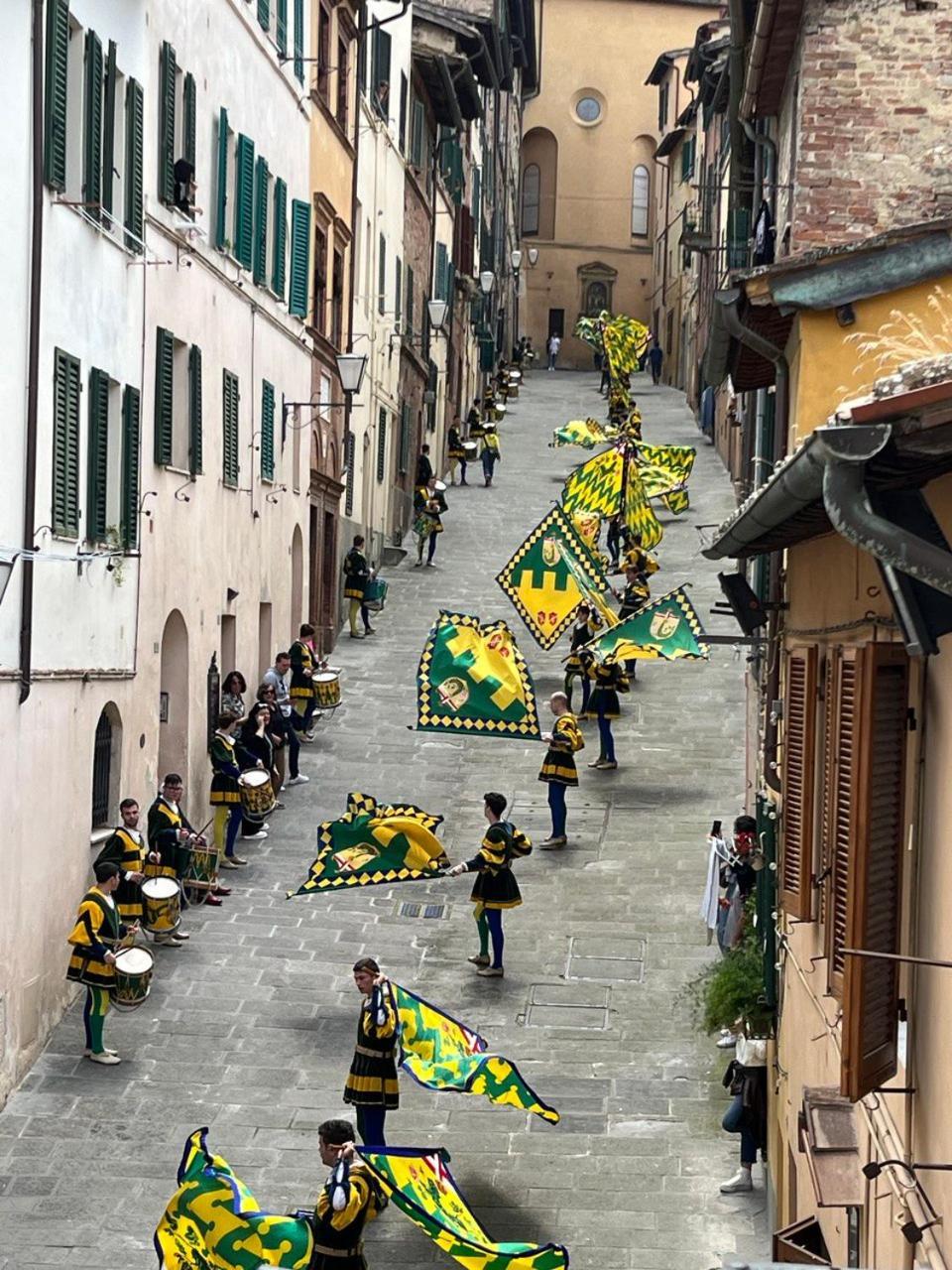 La Campanina-Nel Cuore Di Siena E Della Contrada Exteriör bild